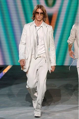 Look 15
